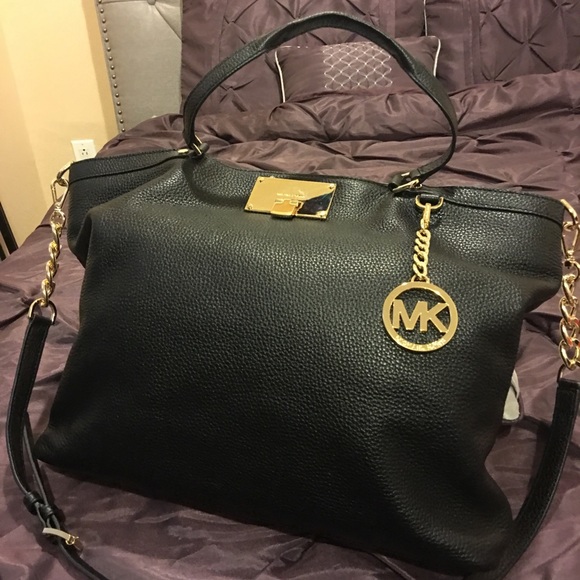 Michael Kors Handbag - Picture 2 of 2
